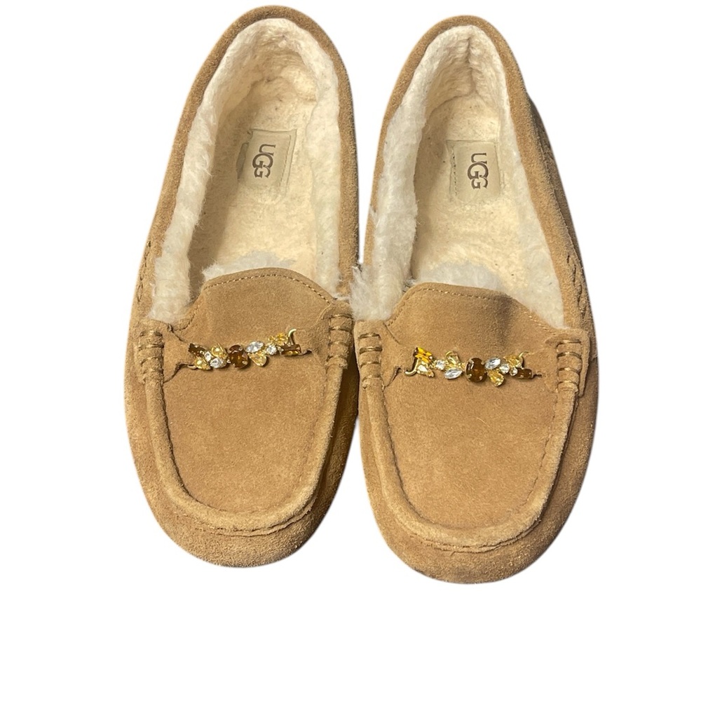 UGG Ansley Charm Gem Women Moccasin size 9